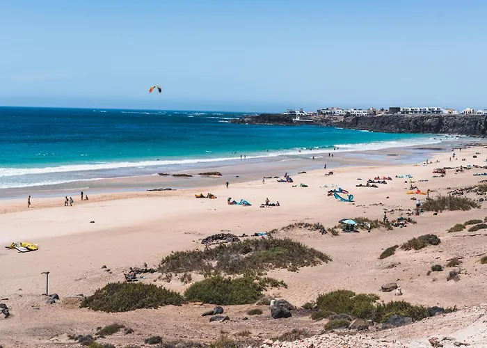 Oceanside Luxury Loft - Fast Wi-fi - Workstations شقة *