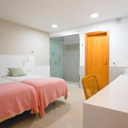 Oceanside Luxury Loft - Fast Wi-fi - Workstations *