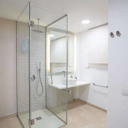 Oceanside Luxury Loft - Fast Wi-fi - Workstations Διαμέρισμα *