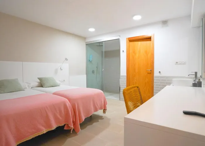 Oceanside Luxury Loft - Fast Wi-fi - Workstations *